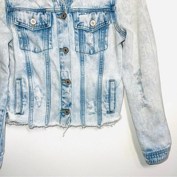 KanCan 100% Cotton Light Acid Wash Destructed Cropped Denim Jacket Small Women’s - Picture 6 of 14